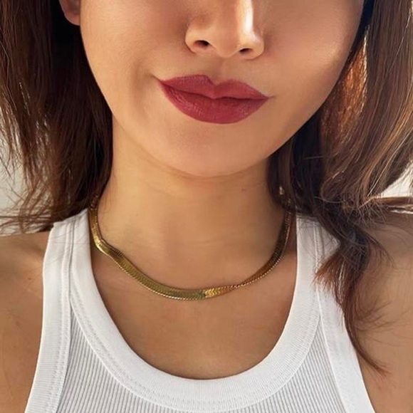 CLOSING SALE!🔅18K Gold Plated 5mm Snake Chain Necklace - Picture 5 of 8